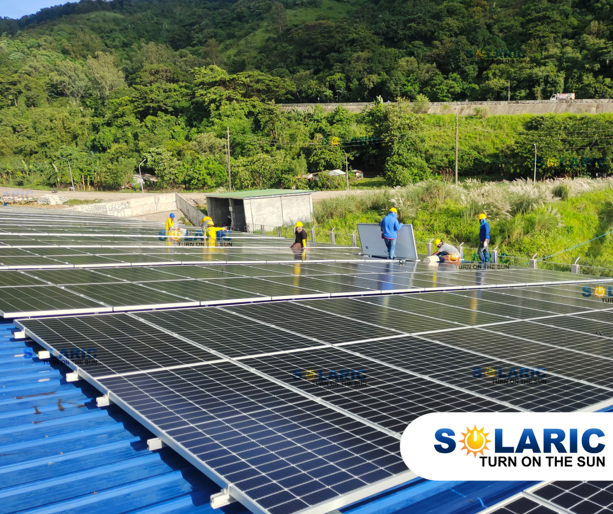 HEAD TO 2022 IN SOLARIC STYLE!