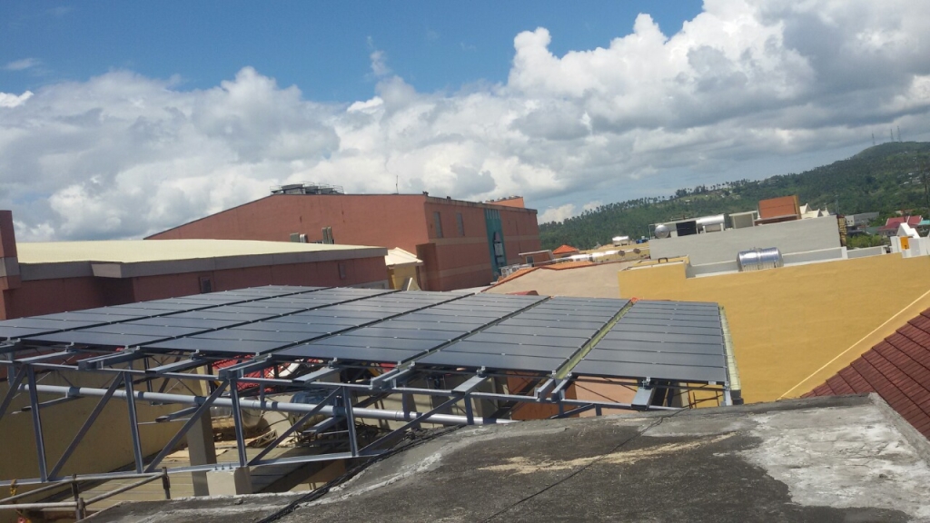 4 Reasons You Should Consider Switching to Solar Energy