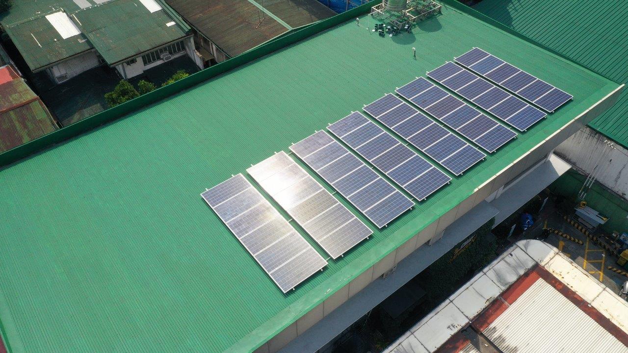 SOLAR BECOMES MORE INEFFICIENT IN HOT TEMPERATURES.