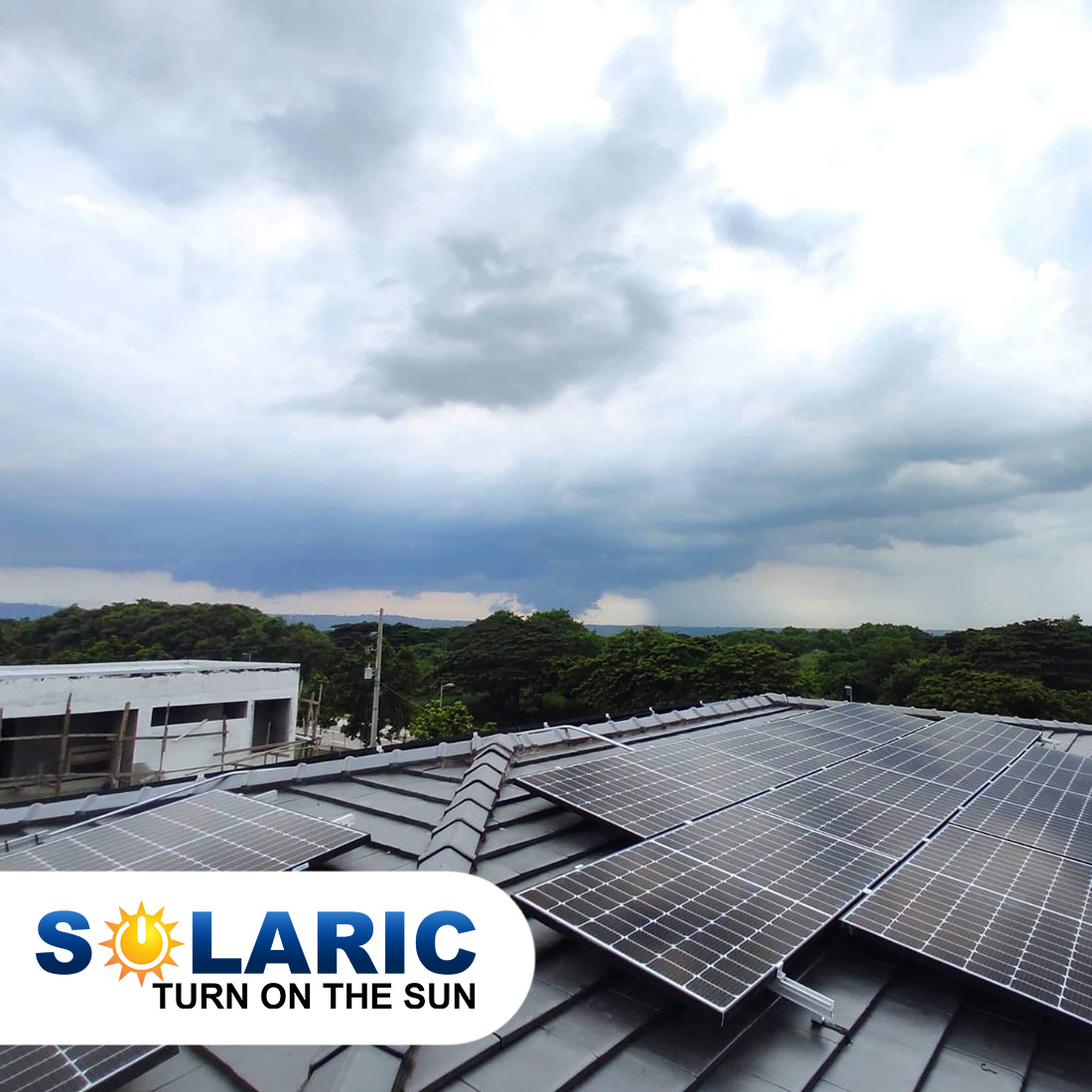 WHAT HAPPENS TO YOUR SOLAR WHEN IT’S CLOUDY OR RAINING?