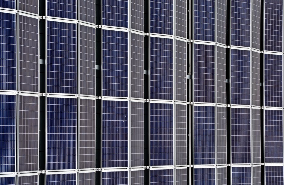 Don’t: Use Dissimilar Types of Solar Panel Components