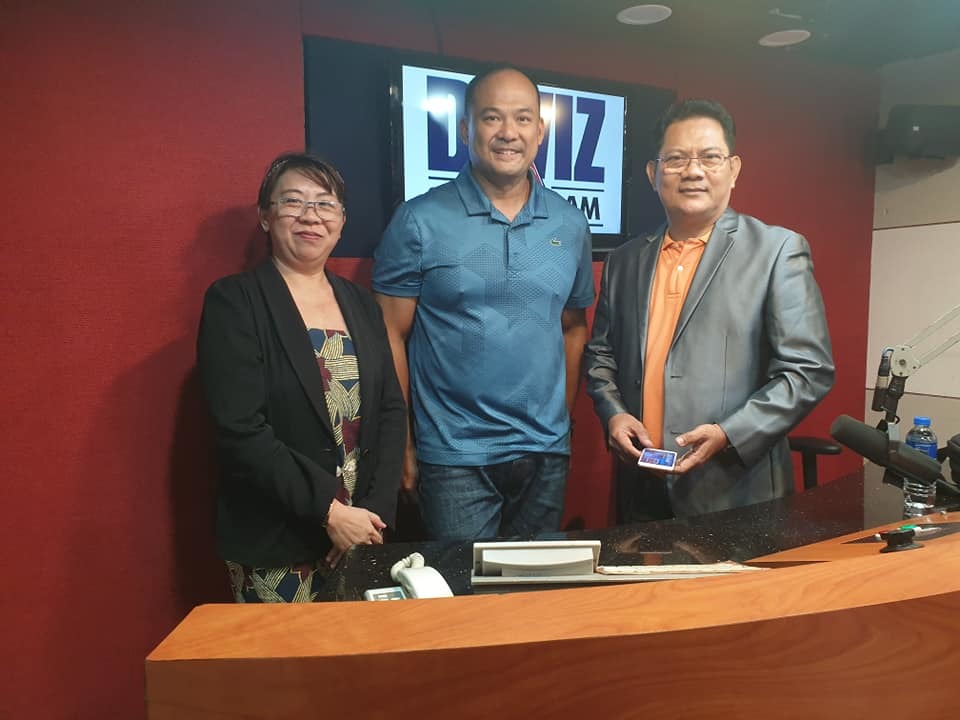 Solaric CEO Mike De Guzman as a live studio guest on DWIZ 882