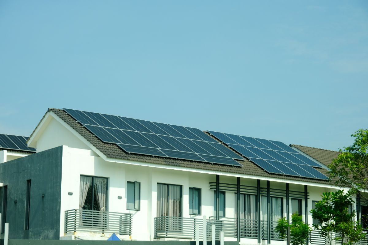 How to Determine the Right Size of Solar Panels for Your Home