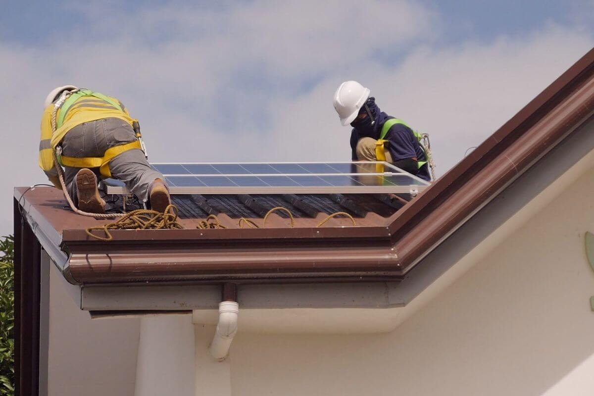 How Solar Panel on Rooftops Add Value to Your Property